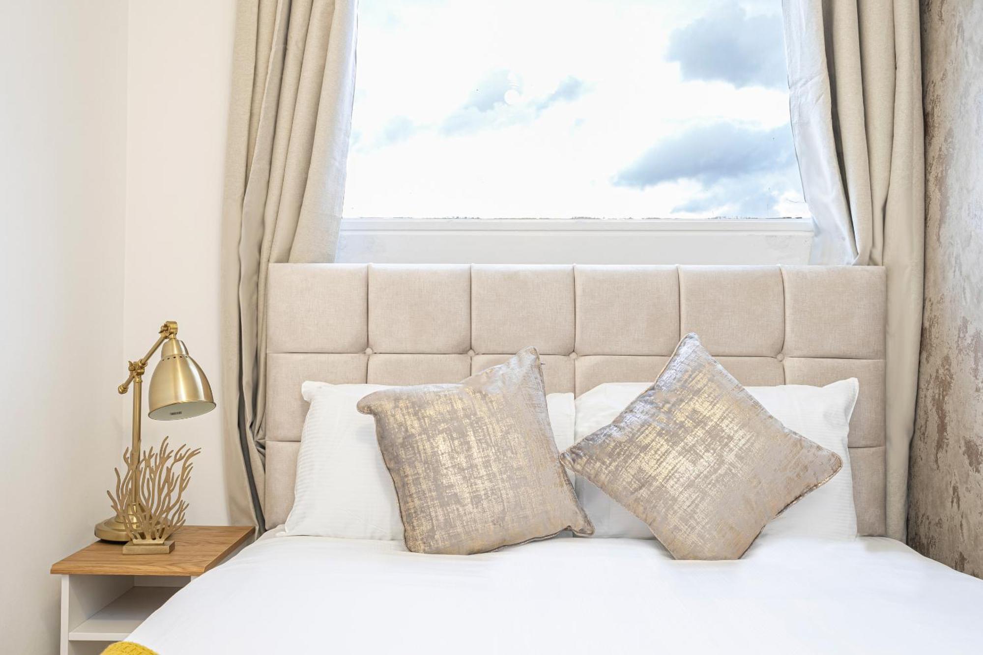 Lovely Apartment Near Hyde Park & Oxford St ロンドン エクステリア 写真